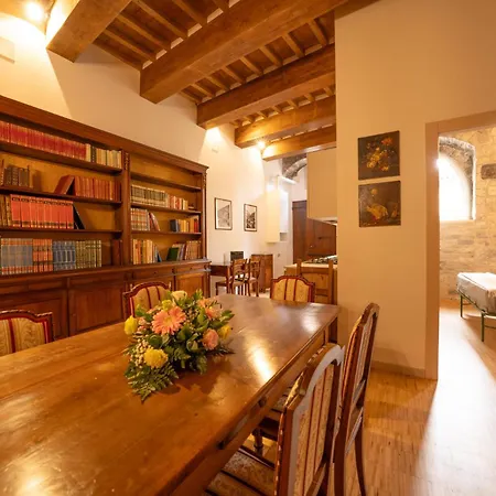 Elena Historic House * Gubbio