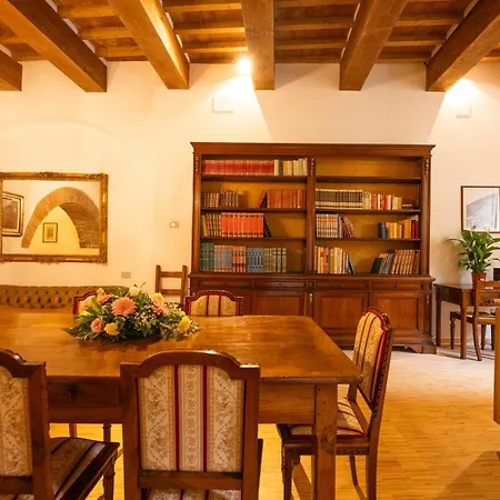 Elena Historic House *